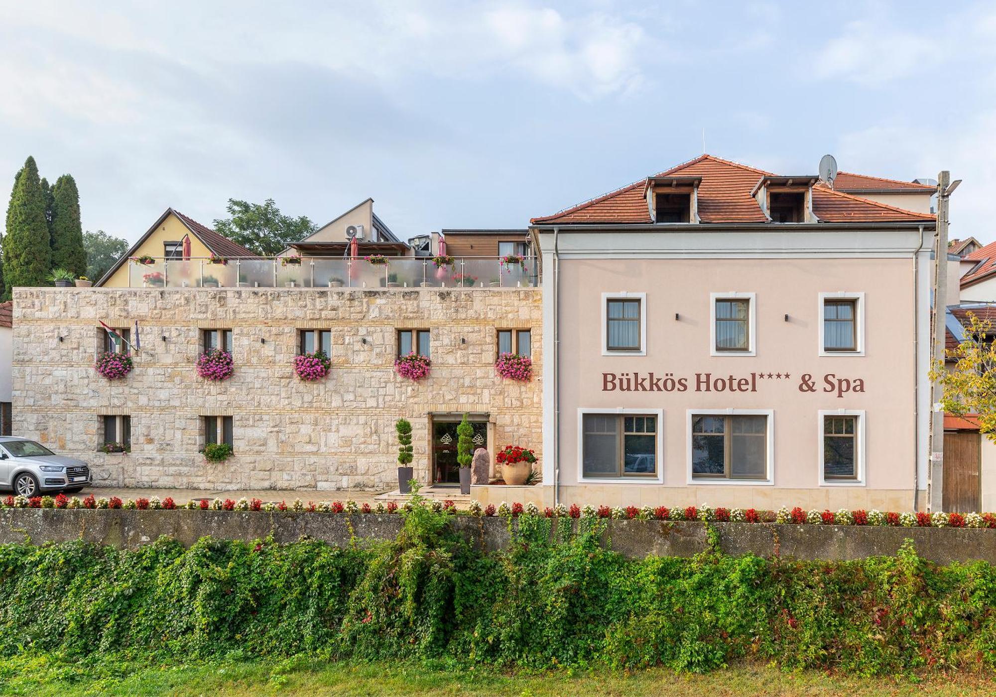 Bukkos Hotel & Spa Szentendre Luaran gambar